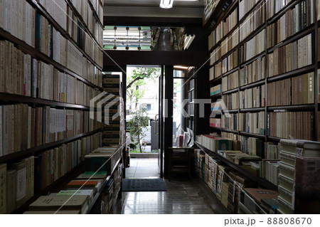 <東京都>神保町の古本街 <東京都>神保町の古本街 88808670