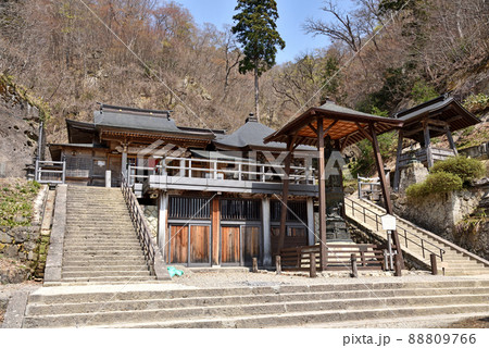 天空の古刹山形県山寺 88809766