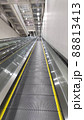 エスカレーター 88813413