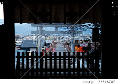 諏訪大社上社本宮 2022 冬の朝 諏訪大社上社本宮 2022 冬の朝 88818707