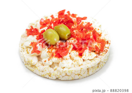 Rice Cake Sandwich with Bell Pepper, Cottage Cheese and Olives Rice Cake Sandwich with Bell Pepper, Cottage Cheese and Olives 88820398