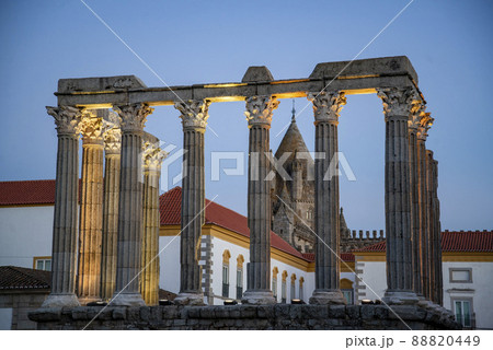 PORTUGAL ALENTEJO EVORA ROMAN TEMPLE PORTUGAL ALENTEJO EVORA ROMAN TEMPLE 88820449