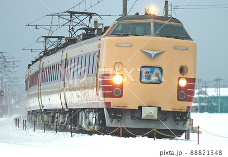 北陸本線　美川－加賀笠間　JR西日本　485系　A06編成（京都）　雷鳥 88821348