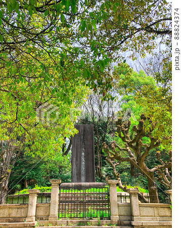 東京紀尾井町・清水谷公園の大久保利通哀悼碑 東京紀尾井町・清水谷公園の大久保利通哀悼碑 88824374