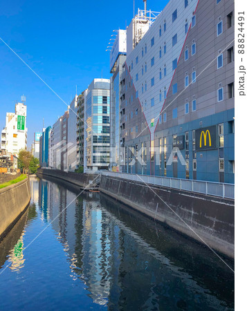 東京水道橋・JR水道橋付近を流れる神田川 88824491