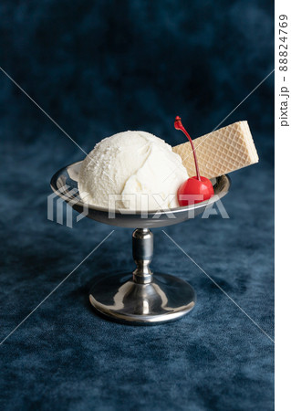 アイスクリーム レトロスイーツのイメージ素材 アイスクリーム レトロスイーツのイメージ素材 88824769