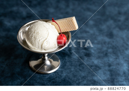 アイスクリーム レトロスイーツのイメージ素材 アイスクリーム レトロスイーツのイメージ素材 88824770