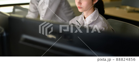 ビジネスシーン 88824856