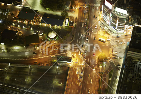 夜の道路02 88830026