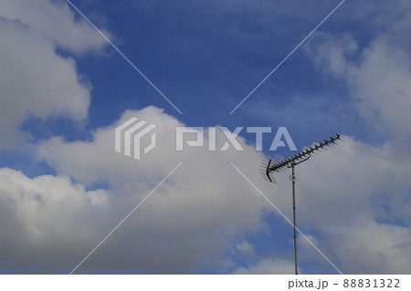 青い空と白い雲 88831322