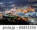 《長崎県》佐世保中心街の夜景・弓張岳展望台の眺め 88833500