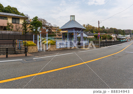世田谷裏道探訪、岡本一丁目、岡本隧道公園、バス停付近 世田谷裏道探訪、岡本一丁目、岡本隧道公園、バス停付近 88834943