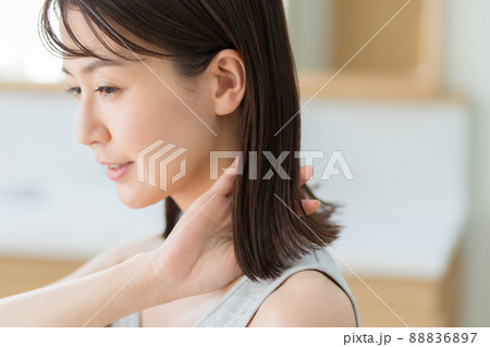 Cosmetically 88836897