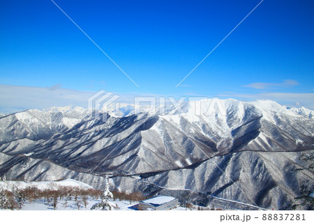 雪山　スキー場からの風景 88837281