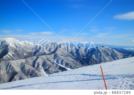 雪山　スキー場からの風景 88837289