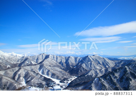 雪山　スキー場からの風景 88837311