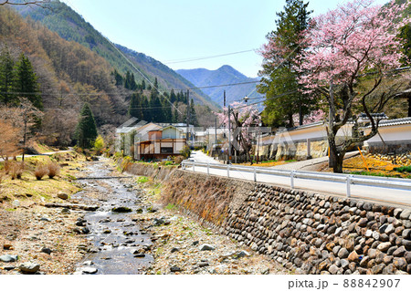 霊泉寺温泉 温泉街(長野県上田市)【2022.4】 88842907
