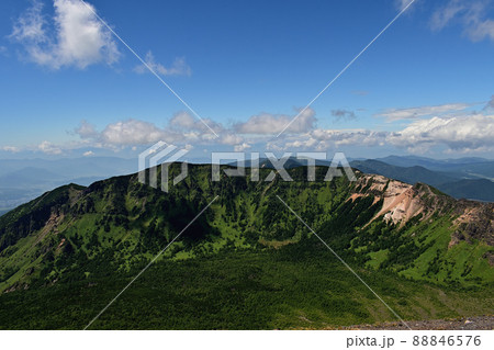 浅間山から望む黒斑山(浅間山外輪山) 浅間山から望む黒斑山(浅間山外輪山) 88846576