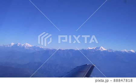 遊覧飛行から見るヒマラヤの山々【ネパール】 88847818