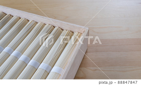木箱入り・そうめんの束│お中元イメージ 木箱入り・そうめんの束│お中元イメージ 88847847