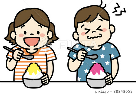 かき氷を食べる子どものイラストのイラスト素材 かき氷を食べる子どものイラストのイラスト素材