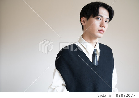 韓国ファッションのかっこいい男性　ファッション　ビューティー 88852077