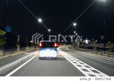 夜間　ドライブイメージ　 88852368