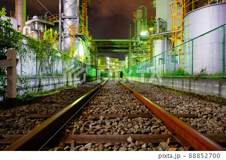 工場へ向かう貨物線の引込線 88852700