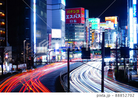 レーザービームと歌舞伎町繁華街 レーザービームと歌舞伎町繁華街 88852702