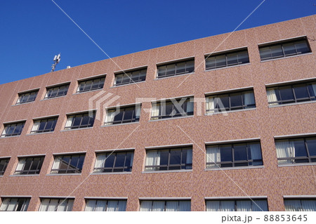 キャンパス 学生生活 大学 芝生広場 校舎 学びの場 キャンパス 学生生活 大学 芝生広場 校舎 学びの場 88853645