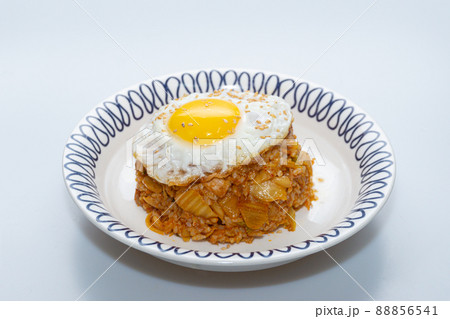 料理 チャーハン ご飯 88856541