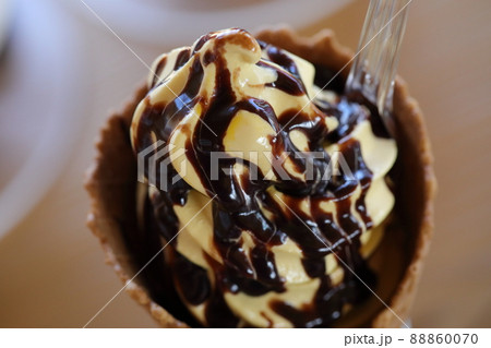 チョコバナナワッフルコーン チョコバナナワッフルコーン 88860070