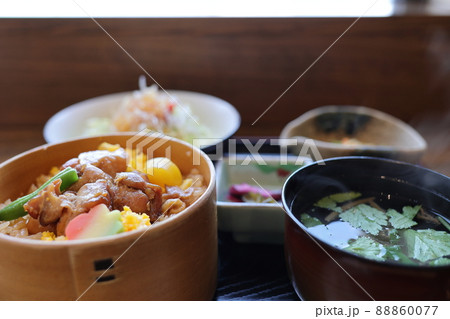鶏めし定食（秋田県） 88860077