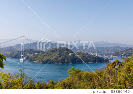 日本の愛媛県今治市の小島と馬島の美しい風景 日本の愛媛県今治市の小島と馬島の美しい風景 88860449
