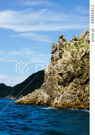 北長門海岸国定公園の風景 青海島(赤瀬) 北長門海岸国定公園の風景 青海島(赤瀬) 88860815