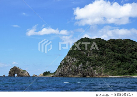 北長門海岸国定公園の風景 青海島(花津浦) 北長門海岸国定公園の風景 青海島(花津浦) 88860817