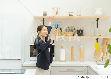 住宅販売　オンライン内見 88863071