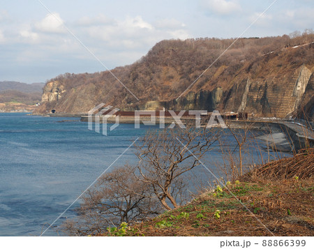 小樽　忍路から眺める海岸風景 88866399