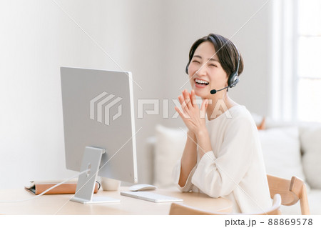 ビジネス テレワーク ヘッドセット 女性 ビジネス テレワーク ヘッドセット 女性 88869578