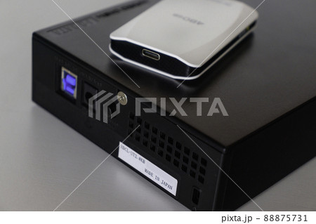 外付けハードディスクとSSD 88875731