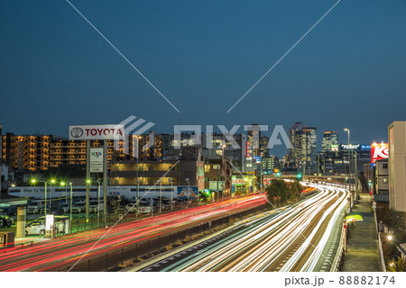 《愛知県》名古屋都市風景 西区国道22号夜景 《愛知県》名古屋都市風景 西区国道22号夜景 88882174