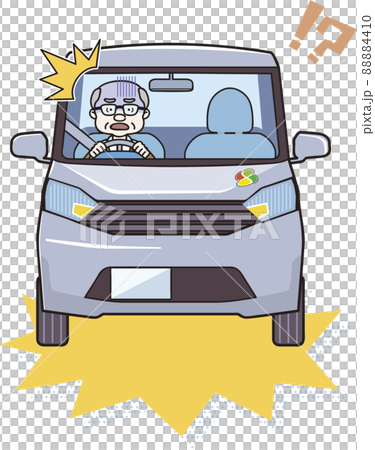 驚くシニア・老人の自動車運転 88884410