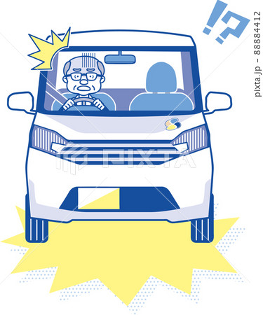 驚くシニア・老人の自動車運転 88884412