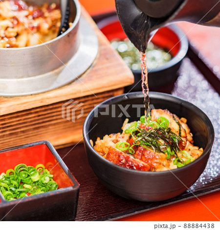 ひつまぶし 茶漬け 鰻茶漬け 【 名古屋 グルメ の イメージ 】 ひつまぶし 茶漬け 鰻茶漬け 【 名古屋 グルメ の イメージ 】 88884438