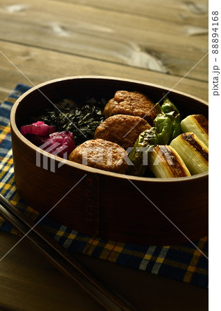 鶏つくね弁当 鶏つくね弁当 88894168