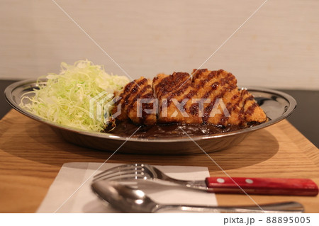 金沢カレー（カツカレー）横 88895005