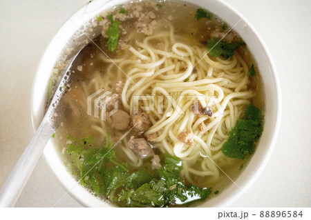 ヌードル 拉麺 麺 88896584