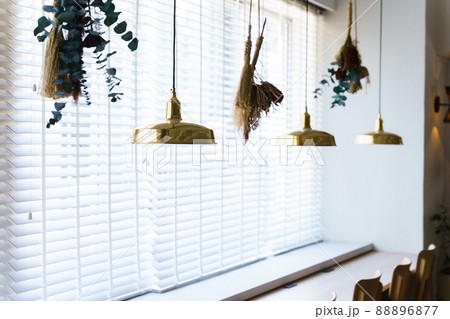 カフェ 窓 カウンターテーブル カフェ 窓 カウンターテーブル 88896877