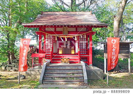 福岡県の久留米城跡にある篠山神社の境内社大乗院稲荷神社 88899809