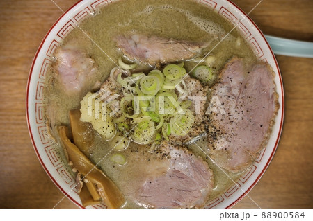 濃厚煮干しラーメン(青森県) 濃厚煮干しラーメン(青森県) 88900584